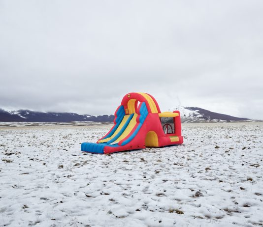 L’Abruzzo straniante di Stefano Cerio, in un nuovo libro fotografico