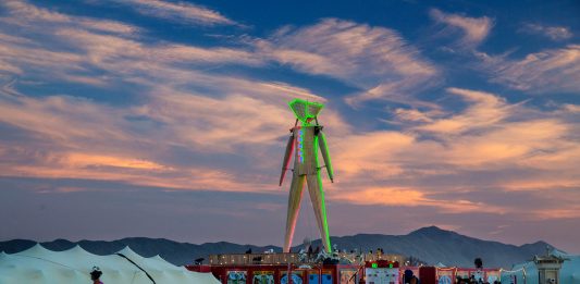 Le spettacolari foto del Burning Man 2022