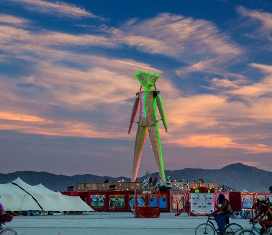 Le spettacolari foto del Burning Man 2022