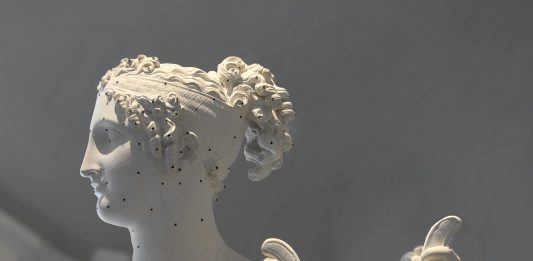 Scultura, un dialogo senza tempo: Canova e Fidia in mostra a Villa Carlotta