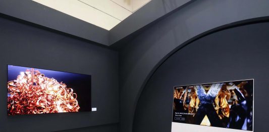 Art Lab, la galleria d’arte digitale di LG, nel salotto di casa