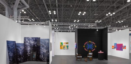 Mazzoleni a The Armory Show con quattro artiste: Accardi, McGill, Moccia e Senatore