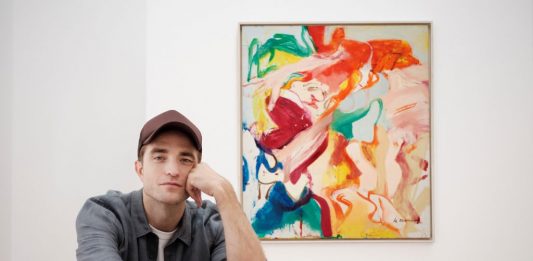 Da vampiro a curatore. Robert Pattinson protagonista da Sotheby’s NY pattinson sotheby's
