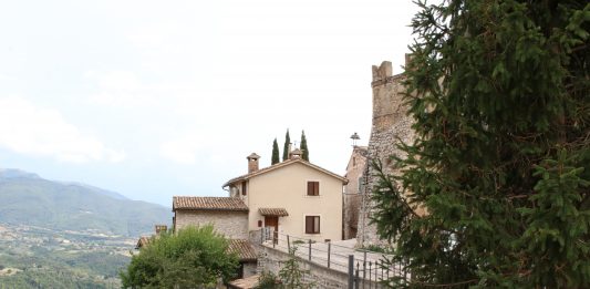 Settembre è il tempo di Vacunalia: opere e installazioni in un borgo storico