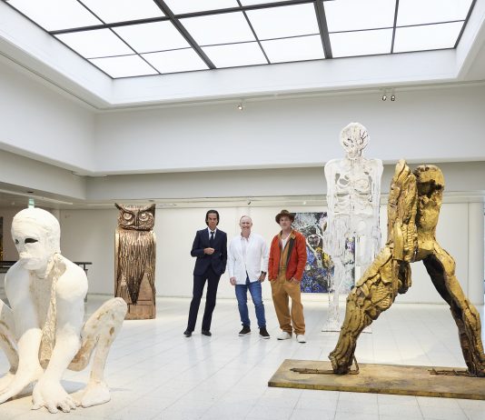 Brad Pitt, artista da museo: in Finlandia la sua prima mostra