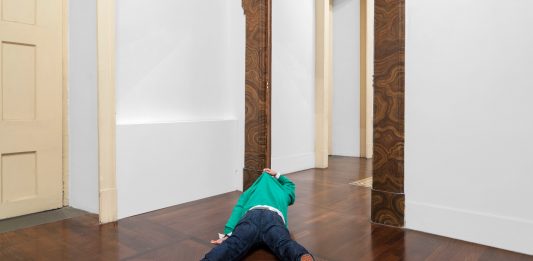 Il lavoro che si sgretola: Danilo Correale in mostra a Napoli danilo correale mostra napoli