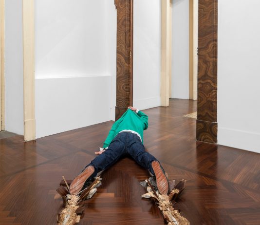 Il lavoro che si sgretola: Danilo Correale in mostra a Napoli danilo correale mostra napoli