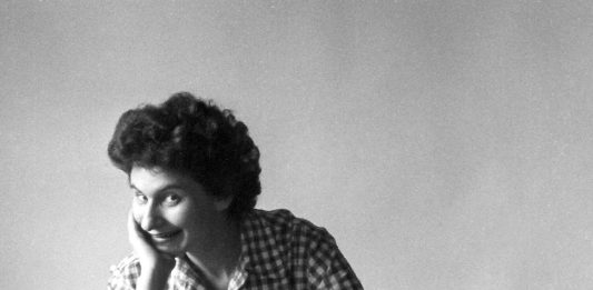 Addio a Sonia Handelman Meyer, pioniera della Street Photography da riscoprire