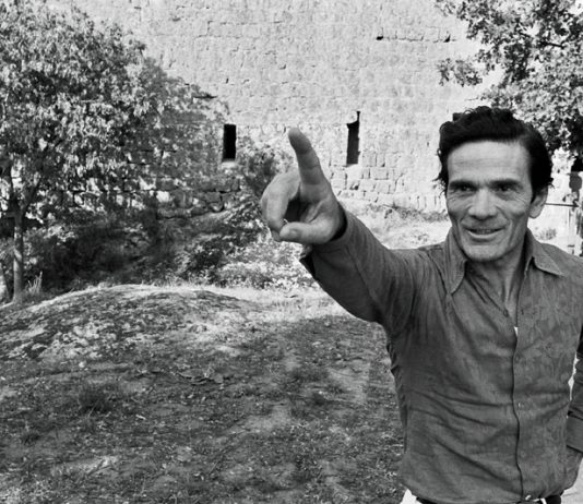 ‘Pier Paolo Pasolini. Sotto gli occhi del mondo’: 170 ritratti fotografici a Villa Manin