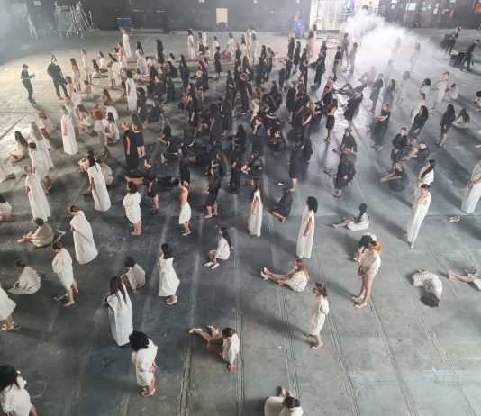 La cinecittà delle donne: Vanessa Beecroft allo Studio 5