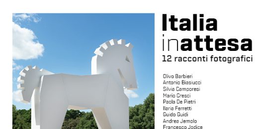 ITALIA IN-ATTESA 12 racconti fotografici