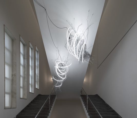 Nel metalflux di dati: l’installazione di Alberto Tadiello vola all’ALA For Art 2022