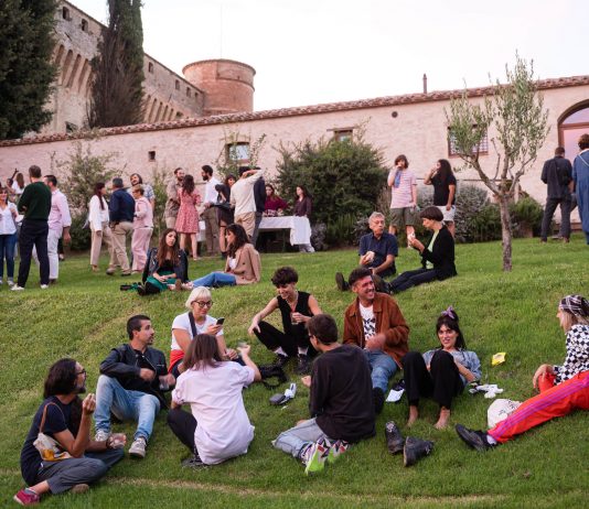 Casting the Castle III: sulla durata di una mostra in loop