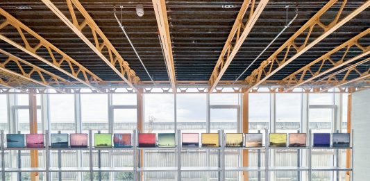 SUPERLAB: apre il grattacielo orizzontale di Bicocca, a Milano