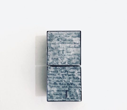 Voi mi avete illuminato: l’installazione di Donatella Pinocci a Reggio Calabria