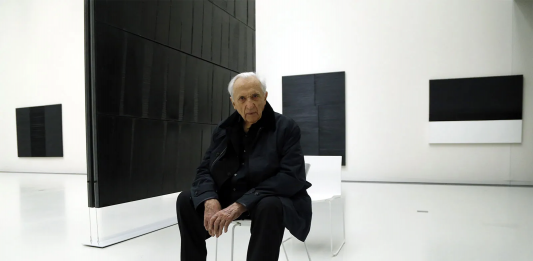 Addio a Pierre Soulages: morto a 102 anni il Maestro della pittura al nero Pierre Soulages morto