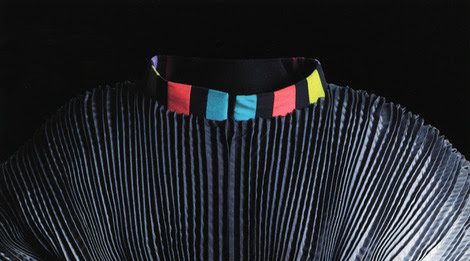 Le Seriche Armature nel Labirinto della Masone: un omaggio a Roberto Capucci