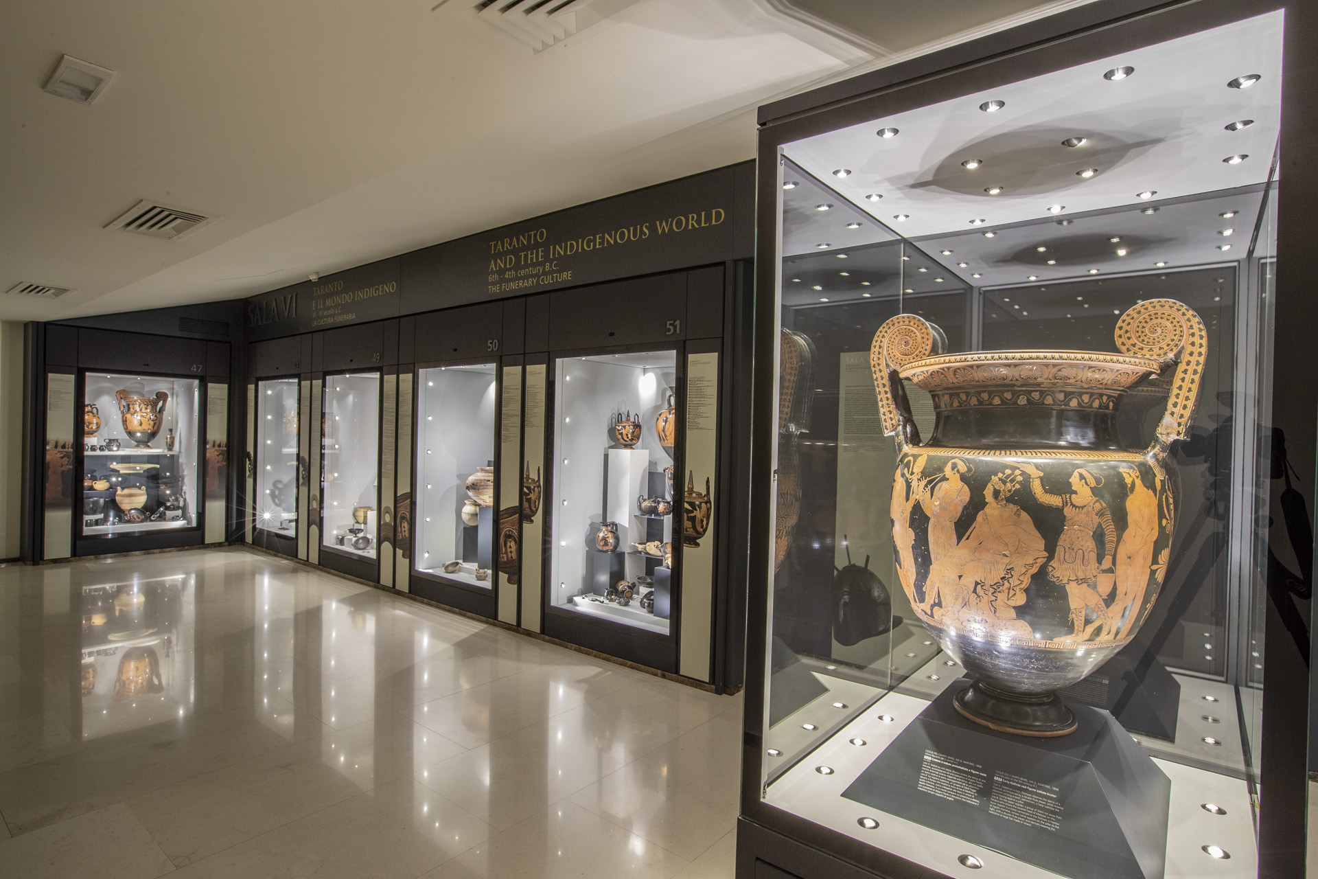 •Sala VI del MArTA. Su concessione del Museo Archeologico Nazionale di Taranto – MArTA