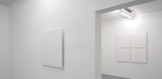 ‘Momenti della verità’: la mostra e le parole di Giulio Paolini e Massimo Minini