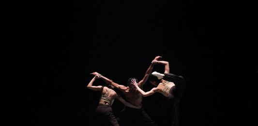 Danza contemporanea e musica dal vivo in dialogo, in tre opere