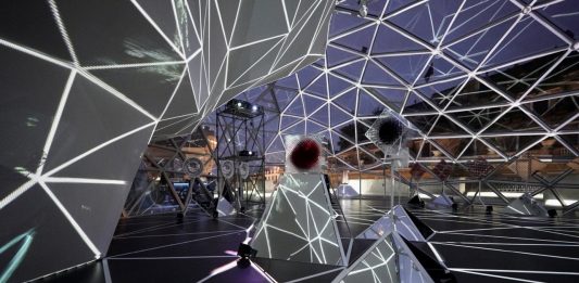 Ombre di luce. A Roma l’installazione di Simone Lingua per la Lanterna di Fuksas