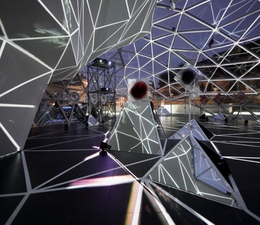 Ombre di luce. A Roma l’installazione di Simone Lingua per la Lanterna di Fuksas