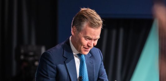 New York: Sotheby’s da guanti bianchi, Mondrian da record mondrian record