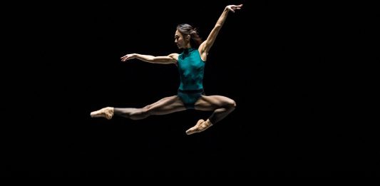 Omaggio alla danza contemporanea: Forsythe e van Manen al San Carlo