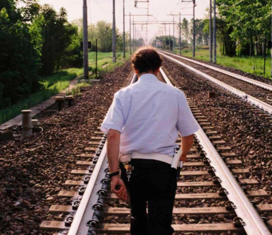 Storie ordinarie di straordinaria realtà: intervista al regista Alessandro Comodin