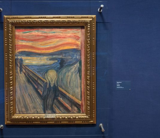 Attivisti provano a incollarsi all’Urlo di Munch: ICOM, i musei siano alleati