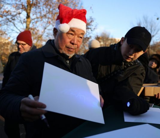 Ai Weiwei regala opere d’arte a Londra, per la libertà di parola Ai Weiwei londra