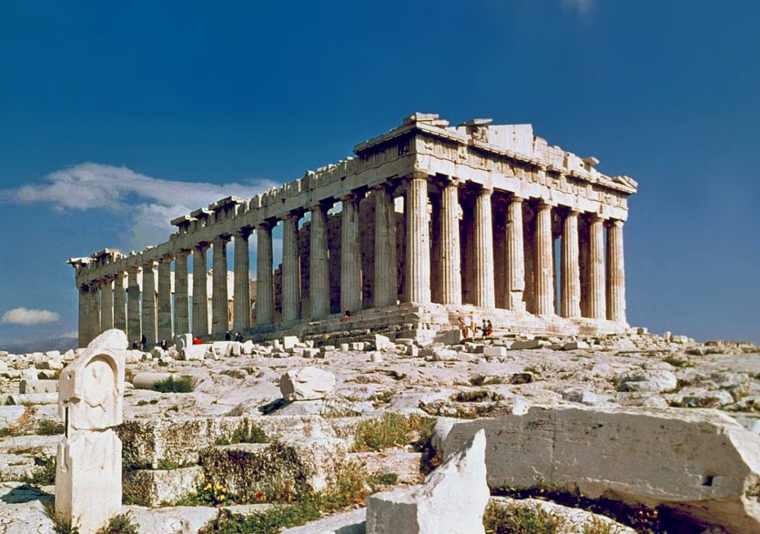 Il Partenone di Atene ph Steve Swayne via Wikipedia
