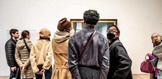 Guardare chi guarda. Le foto dalla mostra di Edward Hopper a New York Hopper mostra New York