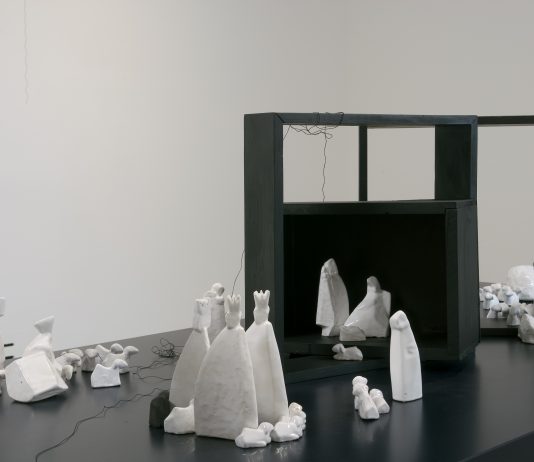 Un filo dell’animo umano: i presepi di Maria Lai alla Certosa di Napoli