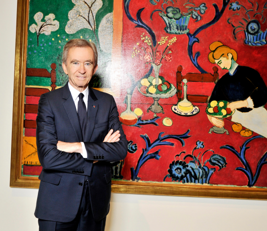 Il collezionista e imprenditore Bernard Arnault è l’uomo più ricco del mondo