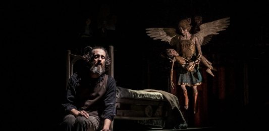 Natale in casa Cupiello per un solo attore: la rivisitazione di Lello Serao