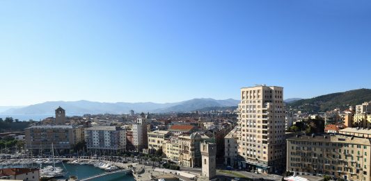 CONNEXXION, arte contemporanea diffusa a Savona: intervista alla curatrice Livia Savorelli