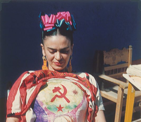 Frida Kahlo, padrona del proprio corpo: la mostra al Palais Galliera di Parigi