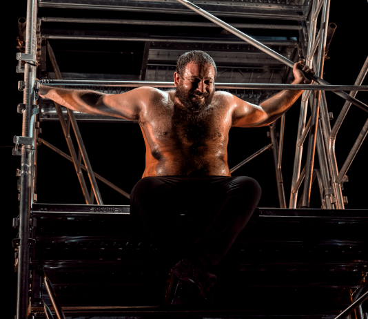 La pietà di Barabba: il testo di Antonio Tarantino debutta al Teatro Kismet di Bari