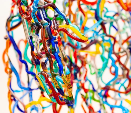 L’umanità del vetro: Mauro Bonaventura nello scrigno barocco di Napoli Mauro Bonaventura Napoli