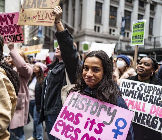 Women’s March, negli USA le donne scendono in piazza: reportage da New York