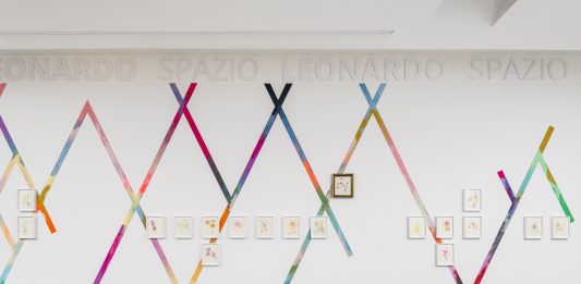 Paolo Gonzato: fiori e rombi allo Spazio Leonardo di Milano raccontati dall’artista Fiori Paolo Gonzato