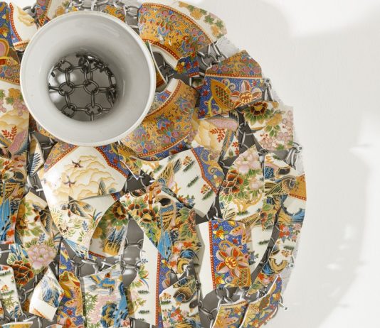 In buone mani: una collettiva di materie insolite alla Galleria Verolino di Modena