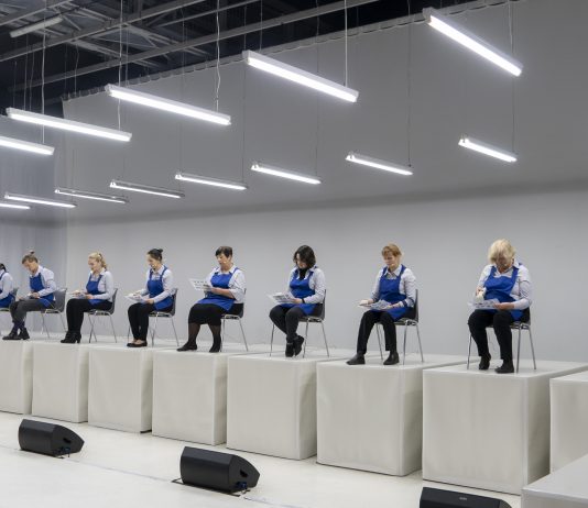 “Have a Good Day!” A Bologna un dramma contemporaneo per 10 cassiere Have Good Day Bologna