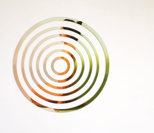 Voci che rompono il silenzio: quattro artiste iraniane a Bologna