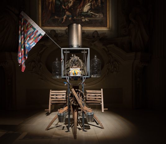 Lo slancio utopico di Lucy+Jorge Orta, all’Oratorio dei Filippini di Bologna Lucy + Jorge Orta, SEEKING BLUE GOLD, Art City Bologna 2023, foto di FDM/A.RUGGERI