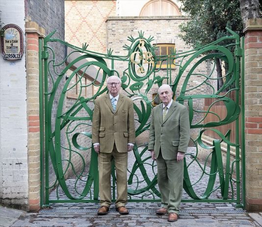 Gilbert & George stanno per aprire a Londra il loro primo centro d’arte