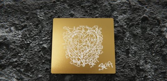 L’artista outsider Sacha Jafri esporrà una sua opera sulla Luna