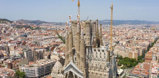 La Sagrada Familia di Barcellona sarà completata nel 2026. Ma c’è un problema