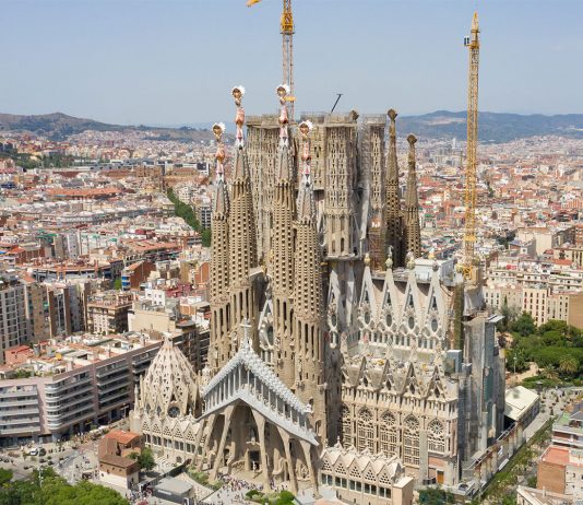 La Sagrada Familia di Barcellona sarà completata nel 2026. Ma c’è un problema